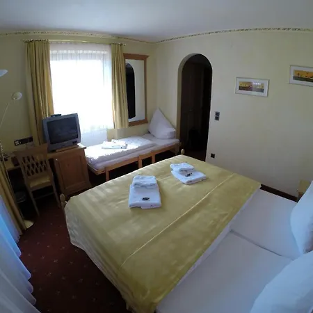 Panorama Hotel 3*
